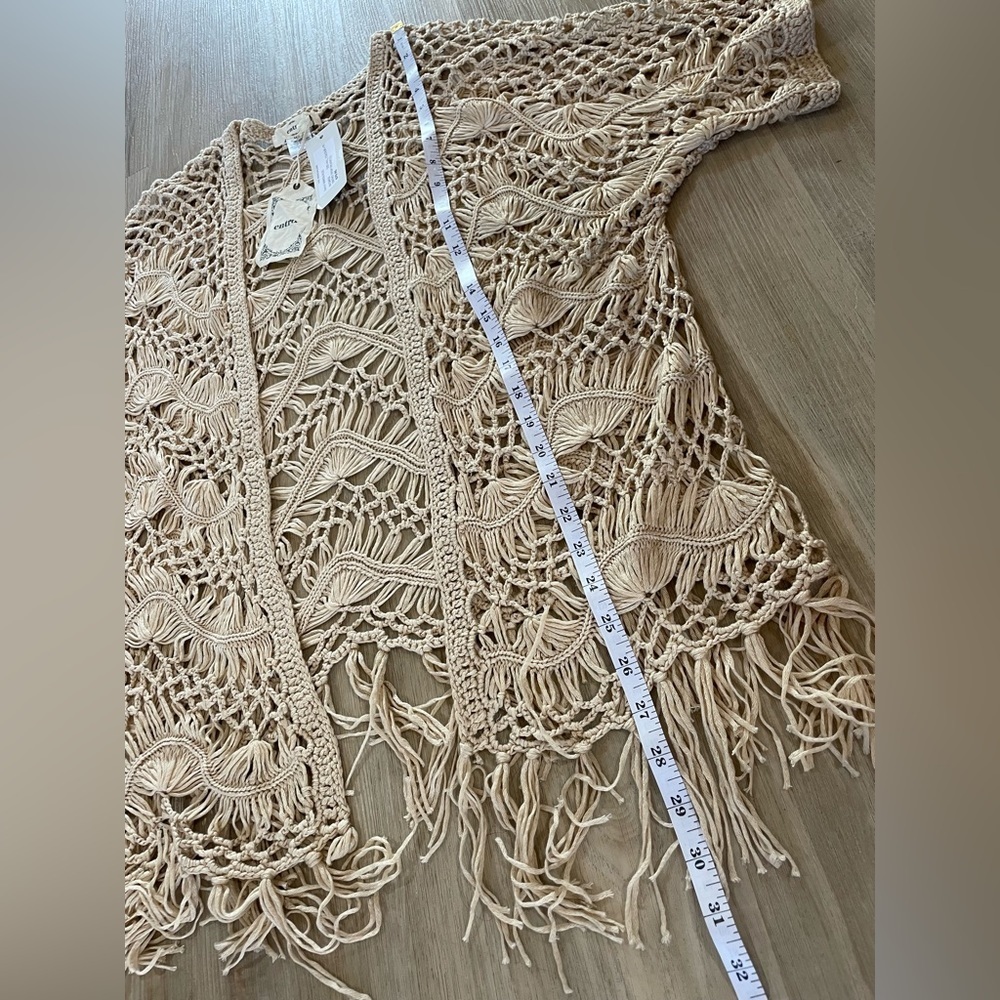NWT- ENTRO Crocheted Beige Knit Coverup Open Cardigan. Size M/L - Picture 7 of 8